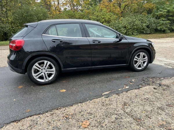 Mercedes-Benz GLA 200d 4Matic Urban-ODPOČET DPH - foto 2