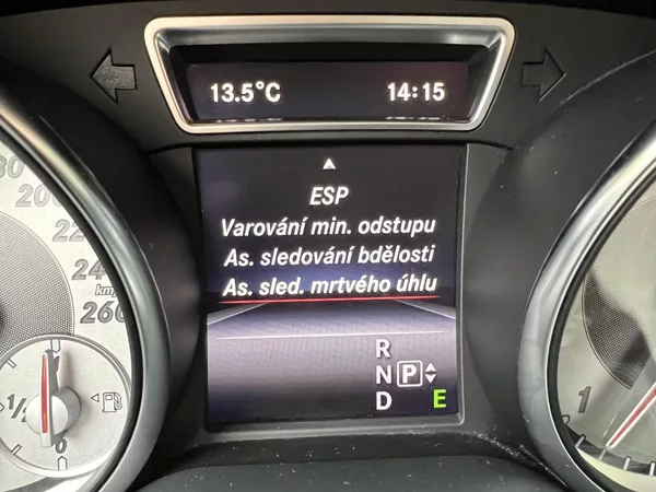 Mercedes-Benz GLA 200d 4Matic Urban-ODPOČET DPH - foto 22