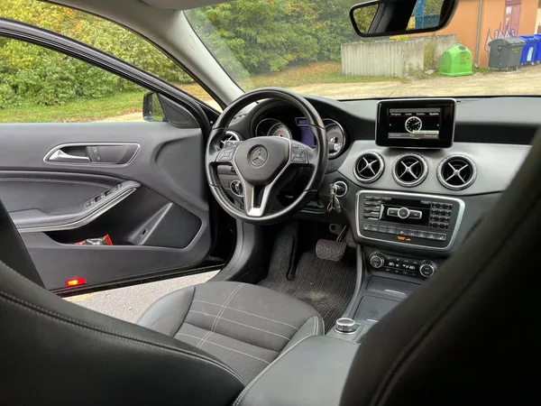 Mercedes-Benz GLA 200d 4Matic Urban-ODPOČET DPH - foto 5