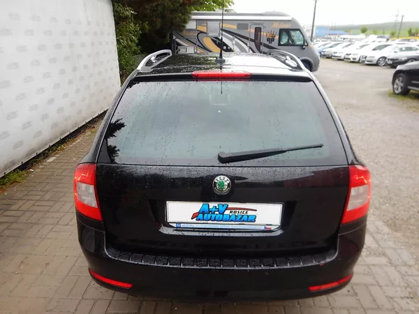 Škoda Octavia 2.0 TDi 103 Kw - foto 9