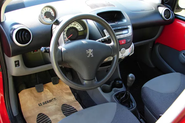 Peugeot 107 1.0i 68PS 5-dv. 80t KM KLIMA - foto 16