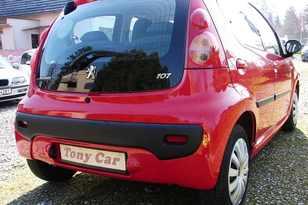 Peugeot 107 1.0i 68PS 5-dv. 80t KM KLIMA - foto 28