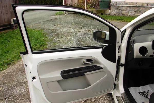 Seat Mii 1.0i 12V 75PS Style KLIMA+Kola - foto 17