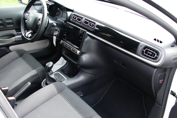 Citroën C3 III 1.2i 82PS Shine LED 48t KM - foto 10
