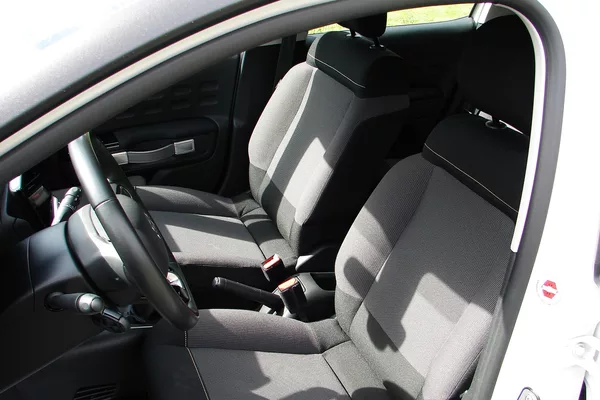 Citroën C3 III 1.2i 82PS Shine LED 48t KM - foto 17