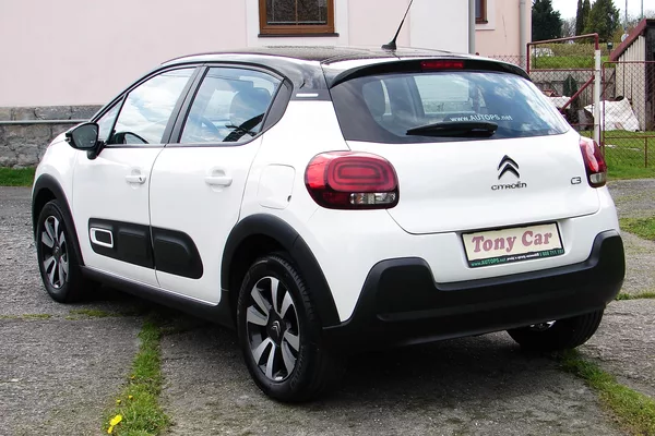 Citroën C3 III 1.2i 82PS Shine LED 48t KM - foto 8