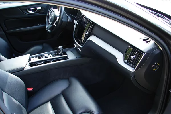 Volvo V60 CC 2.0B4 TT AWD MildHybrid 8AT - foto 10