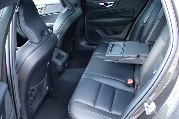 Volvo V60 CC 2.0B4 TT AWD MildHybrid 8AT - foto 12