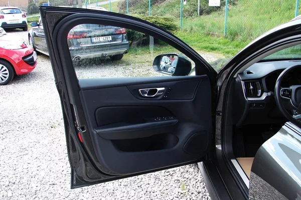 Volvo V60 CC 2.0B4 TT AWD MildHybrid 8AT - foto 14