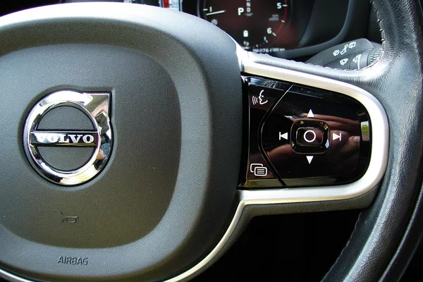 Volvo V60 CC 2.0B4 TT AWD MildHybrid 8AT - foto 24
