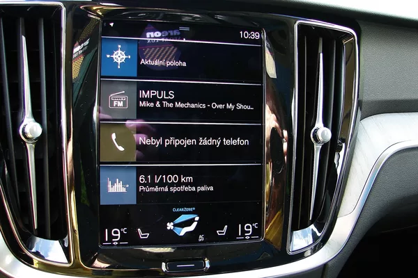 Volvo V60 CC 2.0B4 TT AWD MildHybrid 8AT - foto 27