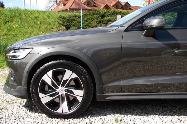 Volvo V60 CC 2.0B4 TT AWD MildHybrid 8AT - foto 43