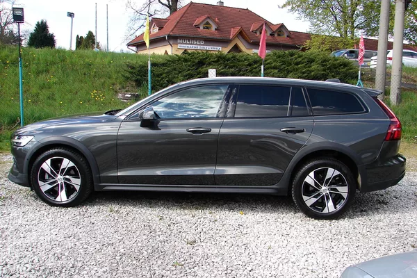 Volvo V60 CC 2.0B4 TT AWD MildHybrid 8AT - foto 9
