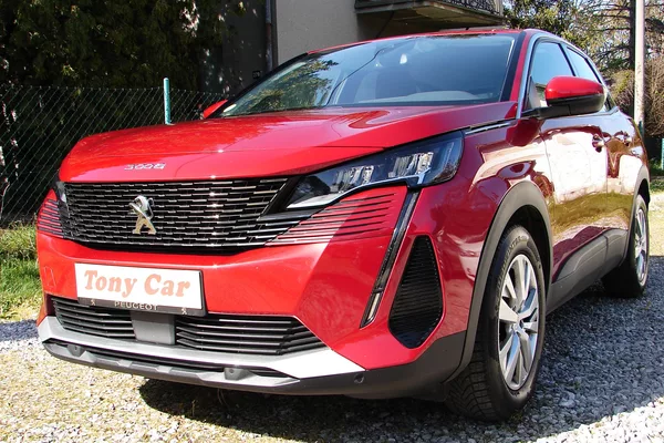 Peugeot 3008 1.5 BlueHDi 131PS 8EAT LED NAV