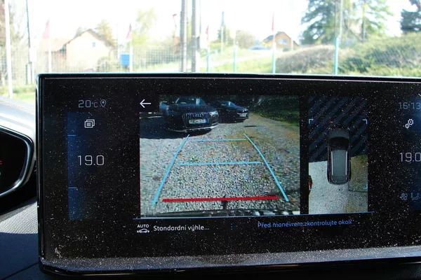 Peugeot 3008 1.5 BlueHDi 131PS 8EAT LED NAV - foto 42