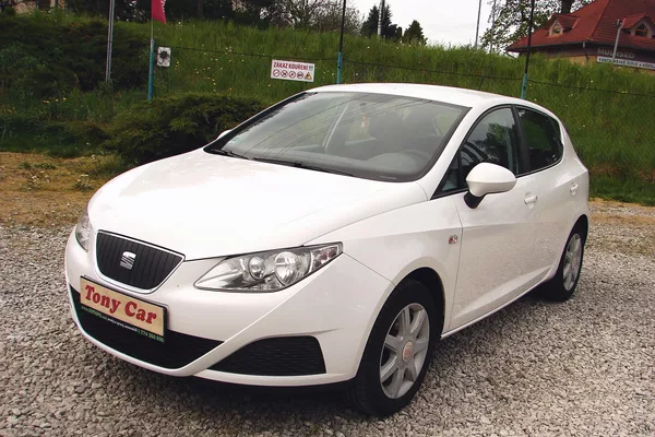 Seat Ibiza IV 1,4TDi 80PS EcoMotive KLIMA - foto 2