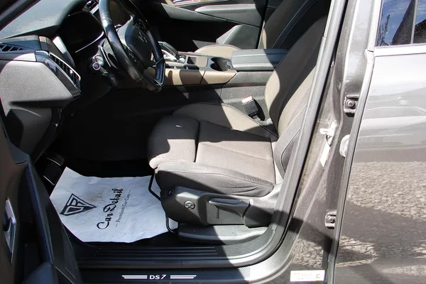 DS Automobiles DS7 Crossback 2.0 BlueHDi 176PS 8-AT KLIMA - foto 17