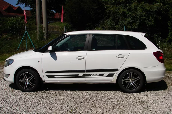 Škoda Fabia 1.6 TDi + KOLA, KLIMA,STK,ČR - foto 9