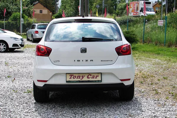 Seat Ibiza IV 1.4 TDi 75PS Ecomotive - foto 8