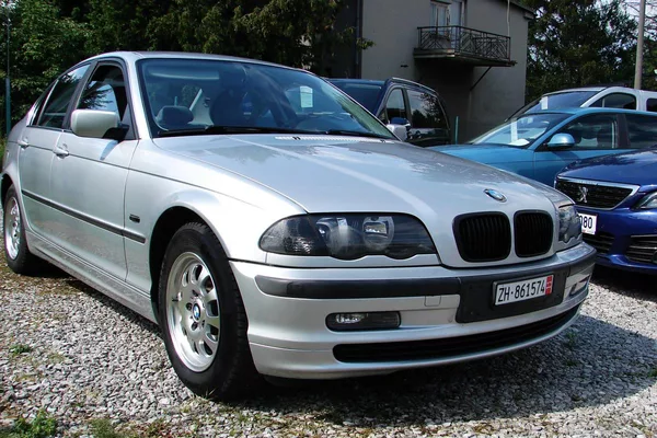 BMW Řada 3 323 2.5i L6 170PS KLIMA Kůže