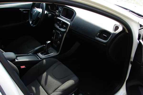Volvo V40 2.0D 16V 120PS Cross Country - foto 10