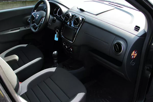 Dacia Lodgy STEPWAY 1.5 dCi 116PS 7-míst! - foto 10