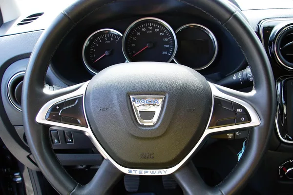 Dacia Lodgy STEPWAY 1.5 dCi 116PS 7-míst! - foto 22