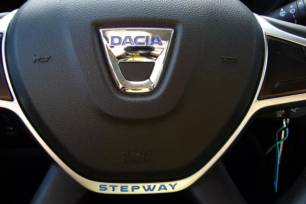 Dacia Lodgy STEPWAY 1.5 dCi 116PS 7-míst! - foto 26