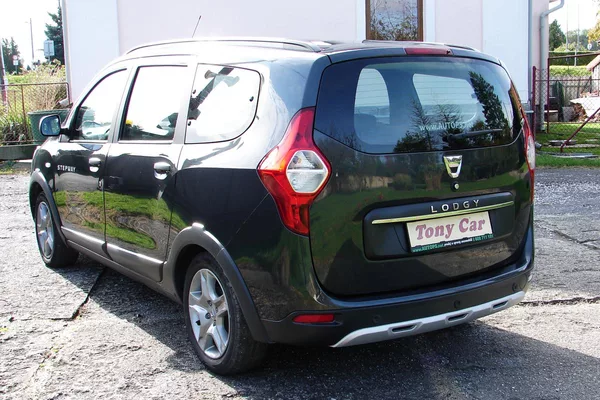 Dacia Lodgy STEPWAY 1.5 dCi 116PS 7-míst! - foto 8