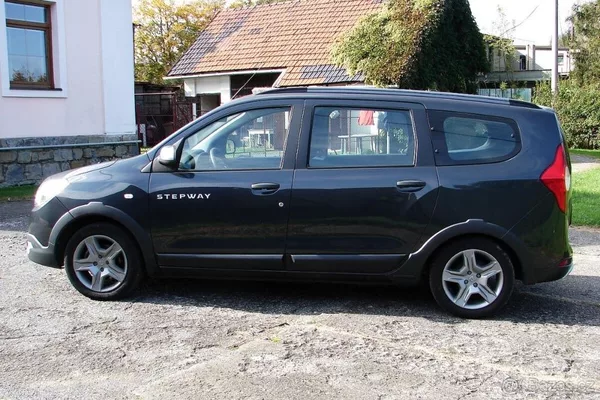 Dacia Lodgy STEPWAY 1.5 dCi 116PS 7-míst! - foto 9