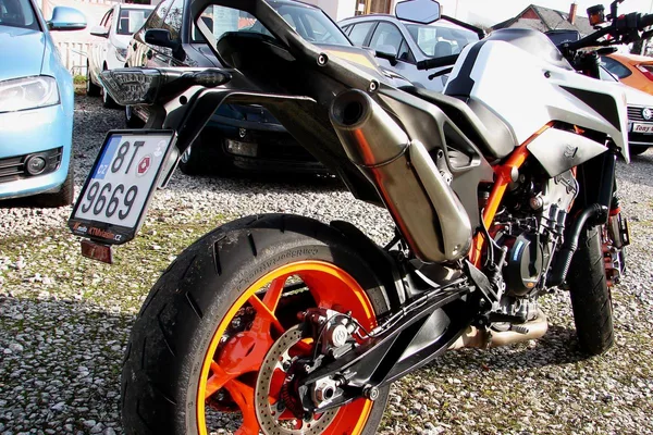 KTM 890 Duke R 121PS ČR 1. maj. v Záruce DPH! - foto 14