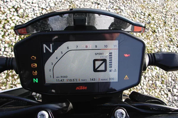 KTM 890 Duke R 121PS ČR 1. maj. v Záruce DPH! - foto 20