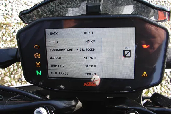 KTM 890 Duke R 121PS ČR 1. maj. v Záruce DPH! - foto 21