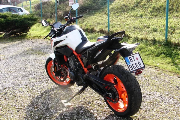 KTM 890 Duke R 121PS ČR 1. maj. v Záruce DPH! - foto 6