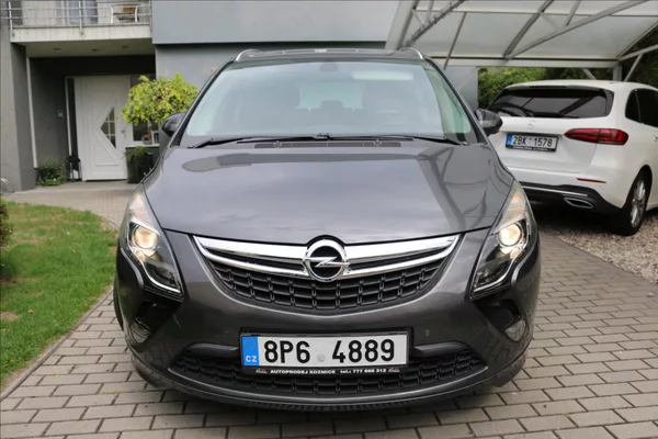 Opel Zafira 1,4 Tourer, Turbo, DSG, 7míst - foto 2