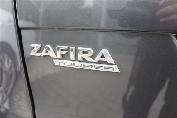 Opel Zafira 1,4 Tourer, Turbo, DSG, 7míst - foto 28
