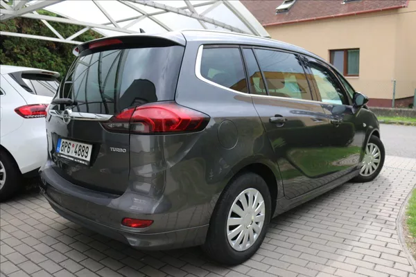 Opel Zafira 1,4 Tourer, Turbo, DSG, 7míst - foto 4
