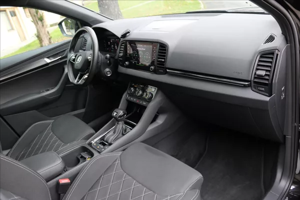 Škoda Karoq 2,0 Sportline,4x4, Automat - foto 32