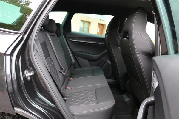 Škoda Karoq 2,0 Sportline,4x4, Automat - foto 34