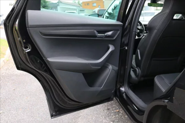 Škoda Karoq 2,0 Sportline,4x4, Automat - foto 37