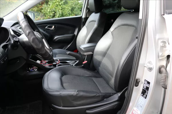 Hyundai ix35 1,6 ČR, 149000Km - foto 17
