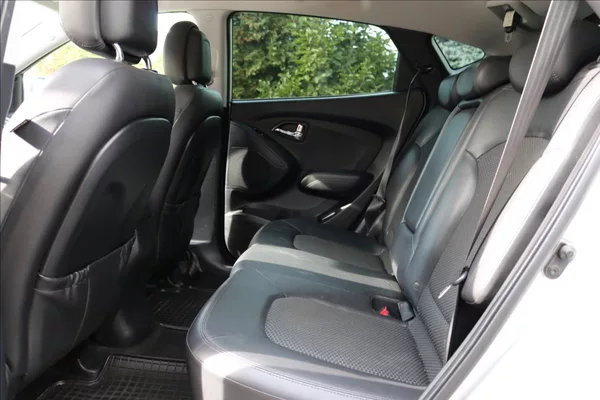 Hyundai ix35 1,6 ČR, 149000Km - foto 34