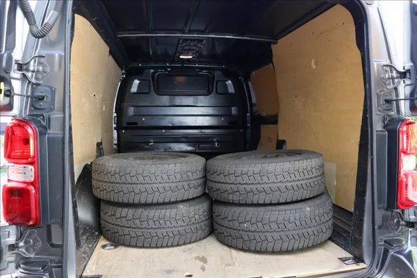 Peugeot Expert 2,0 110kW, DPH, 1.Majitel - foto 42