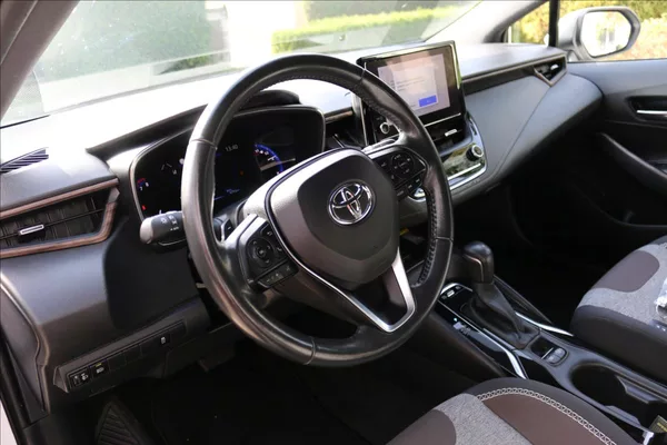 Toyota Corolla 2,0 Hybrid,1.Maj. ČR, DPH - foto 14