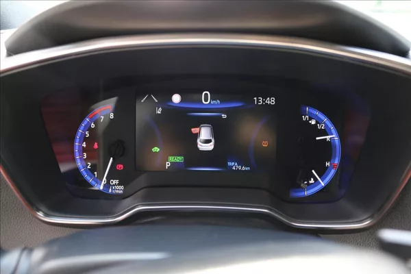 Toyota Corolla 2,0 Hybrid,1.Maj. ČR, DPH - foto 21