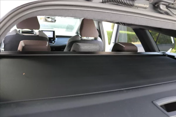 Toyota Corolla 2,0 Hybrid,1.Maj. ČR, DPH - foto 40
