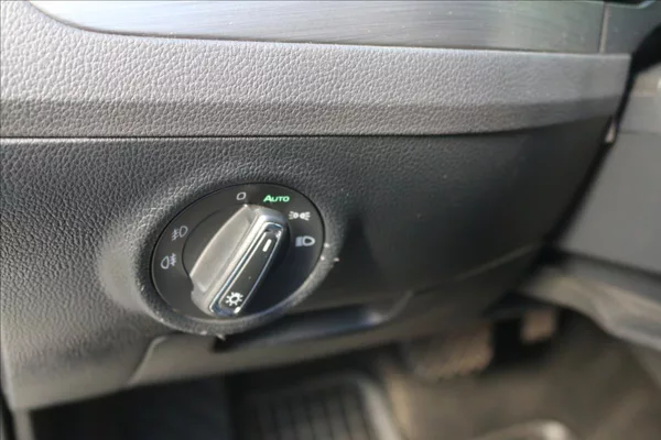 Škoda Superb 2,0 TDi, DSG , 4x4 - foto 13