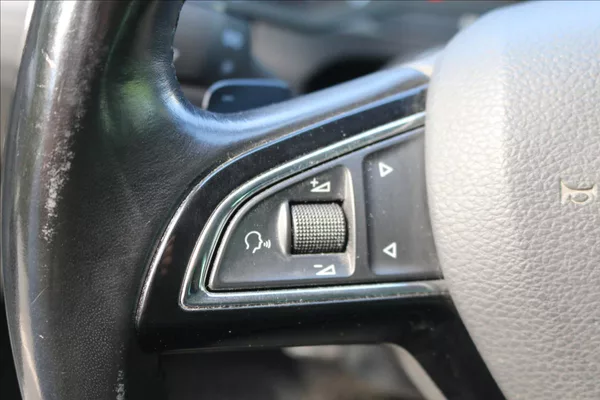 Škoda Superb 2,0 TDi, DSG , 4x4 - foto 17