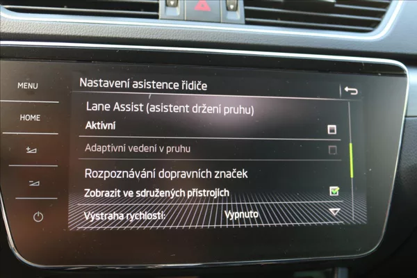 Škoda Superb 2,0 TDi, DSG , 4x4 - foto 27
