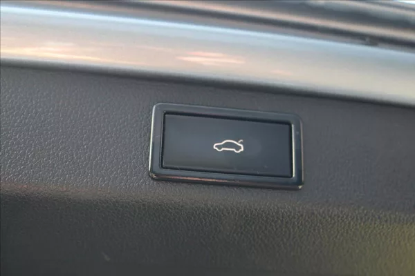 Škoda Superb 2,0 TDi, DSG , 4x4 - foto 44